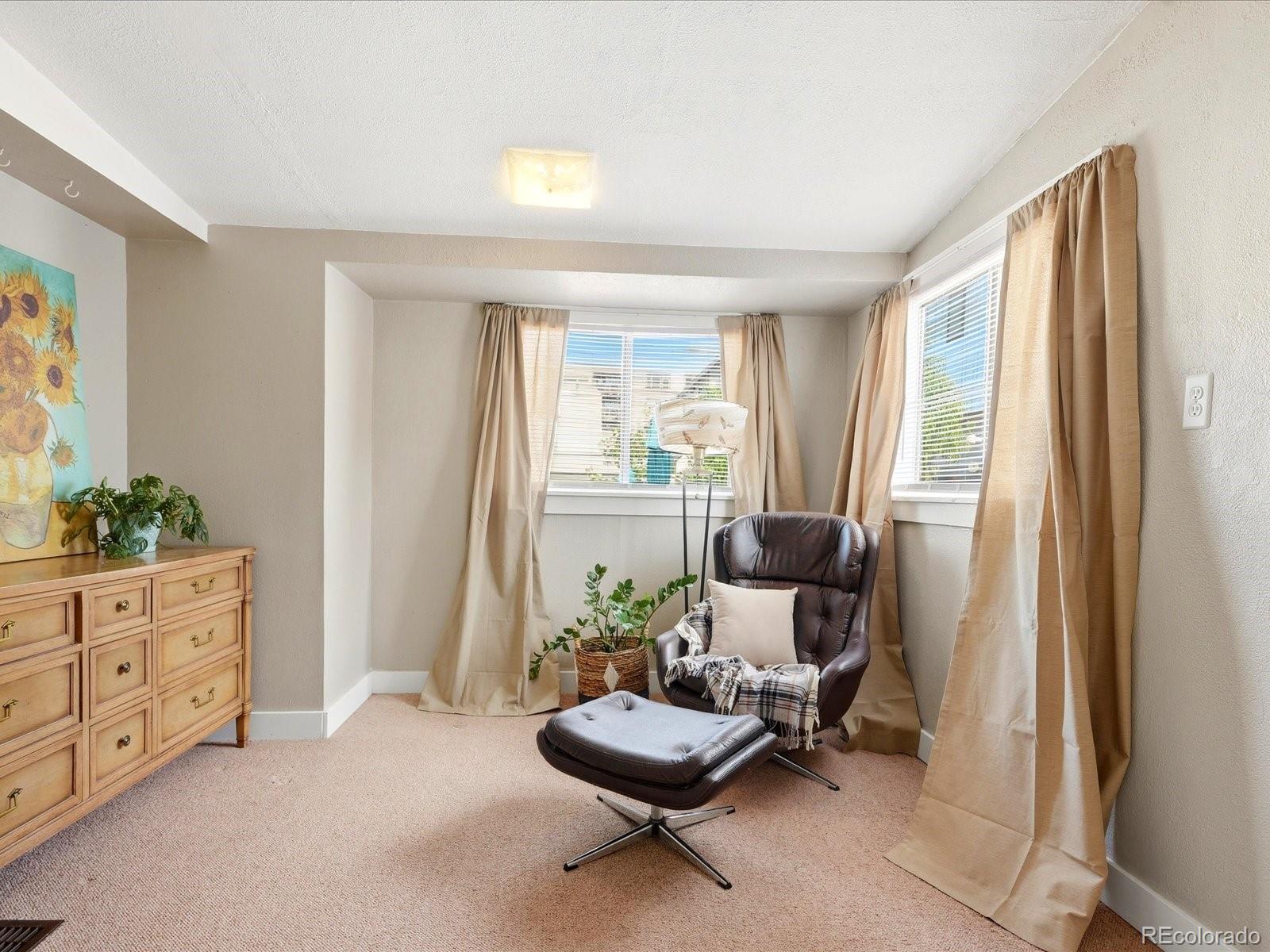 MLS Image #7 for 2184 s bannock street,denver, Colorado
