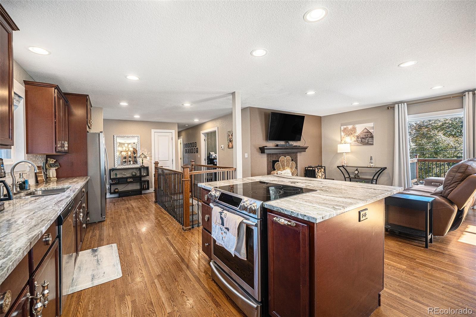 MLS Image #10 for 6110 s southwood drive,littleton, Colorado