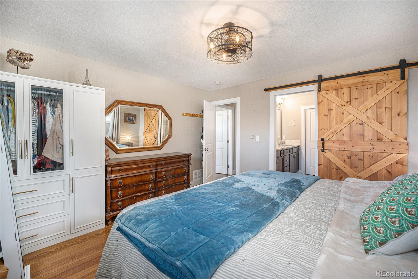 MLS Image #12 for 6110 s southwood drive,littleton, Colorado