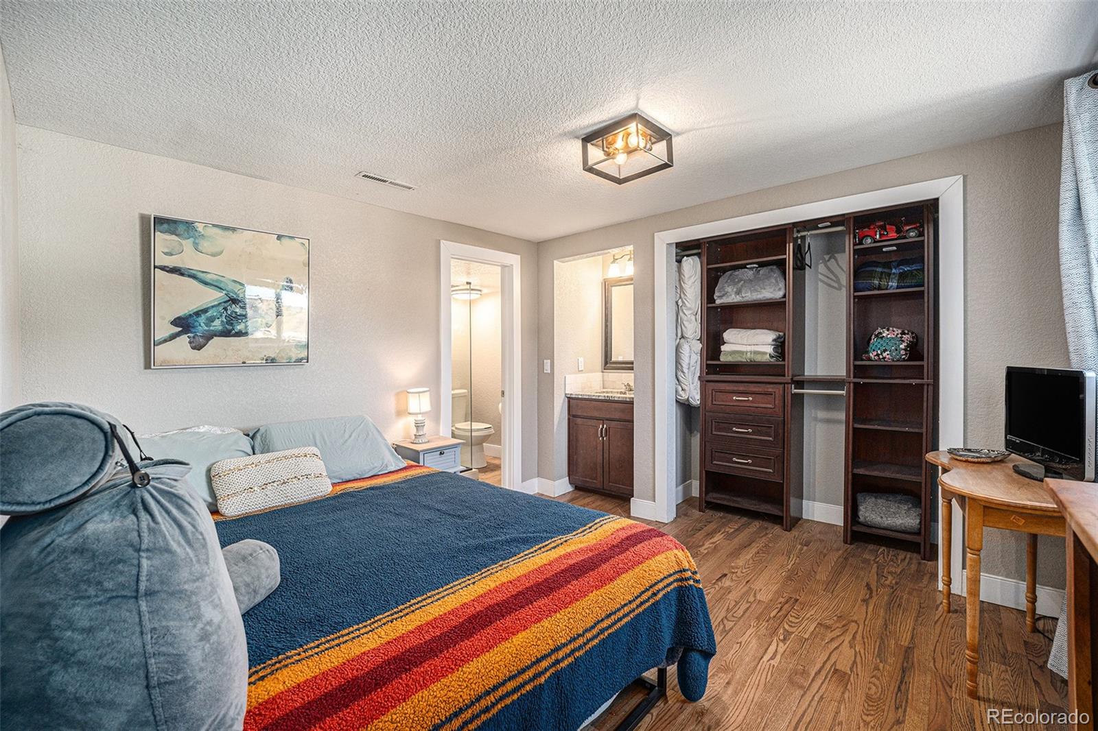 MLS Image #18 for 6110 s southwood drive,littleton, Colorado