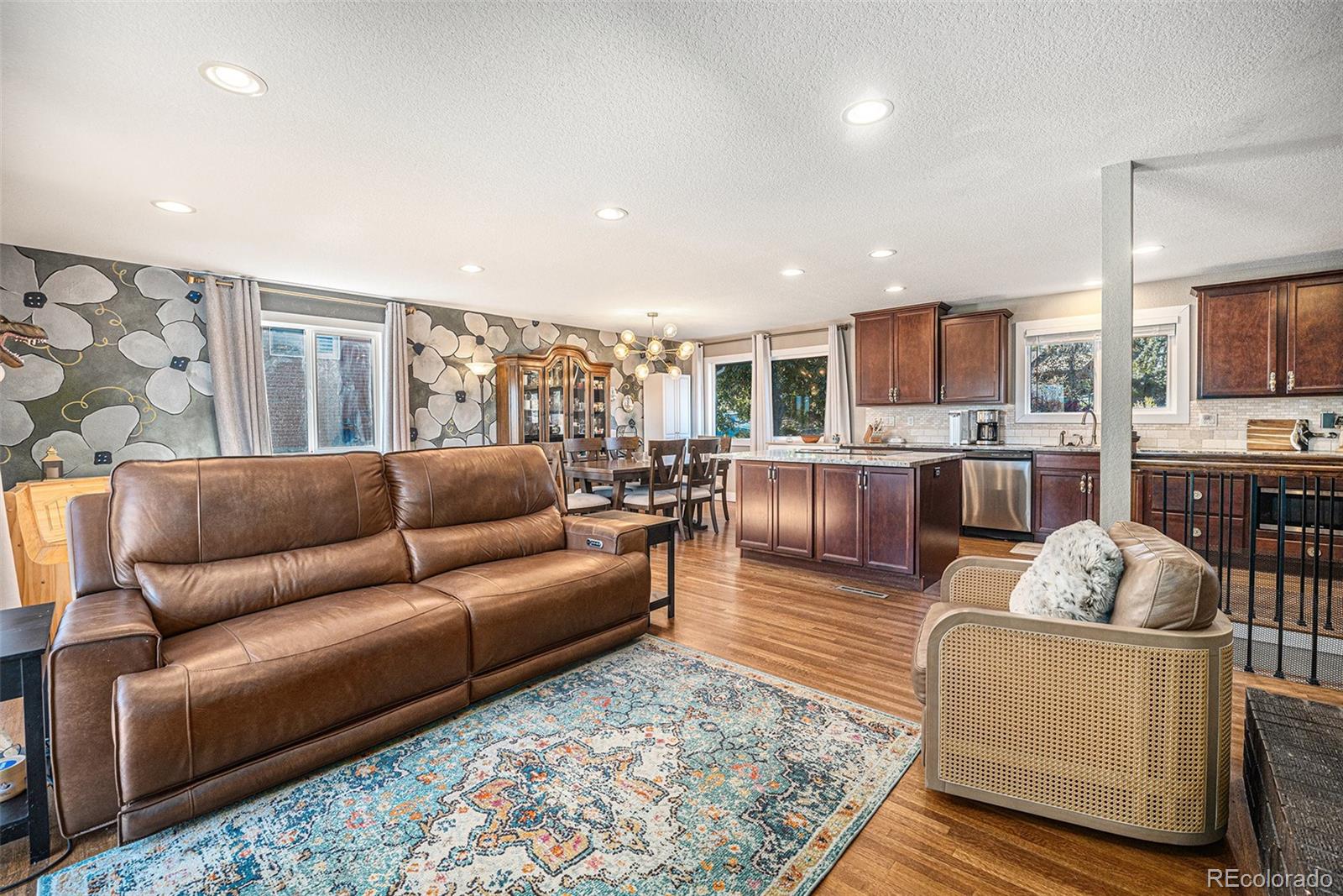 MLS Image #6 for 6110 s southwood drive,littleton, Colorado