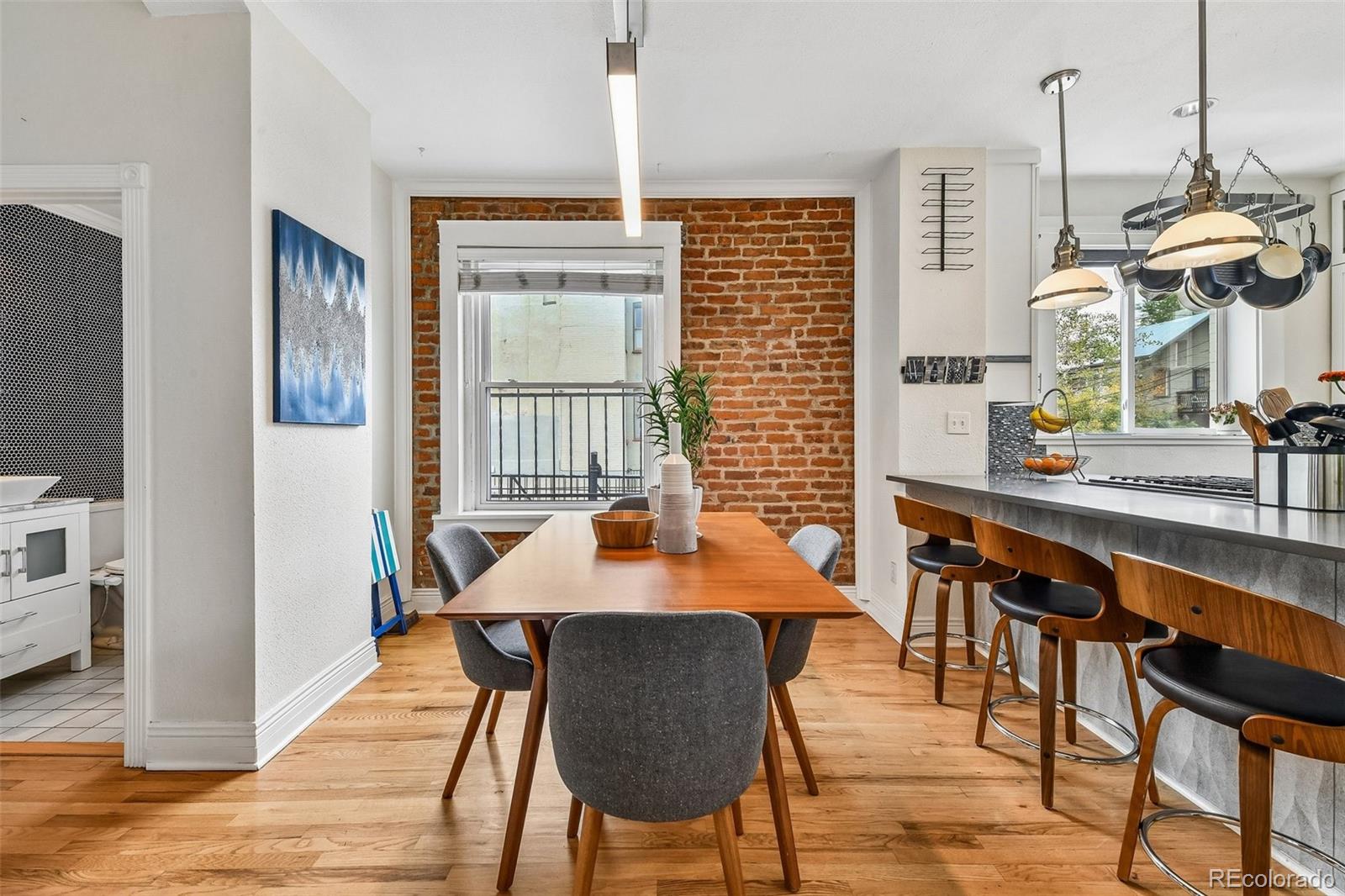 MLS Image #11 for 1331 e 17th avenue,denver, Colorado