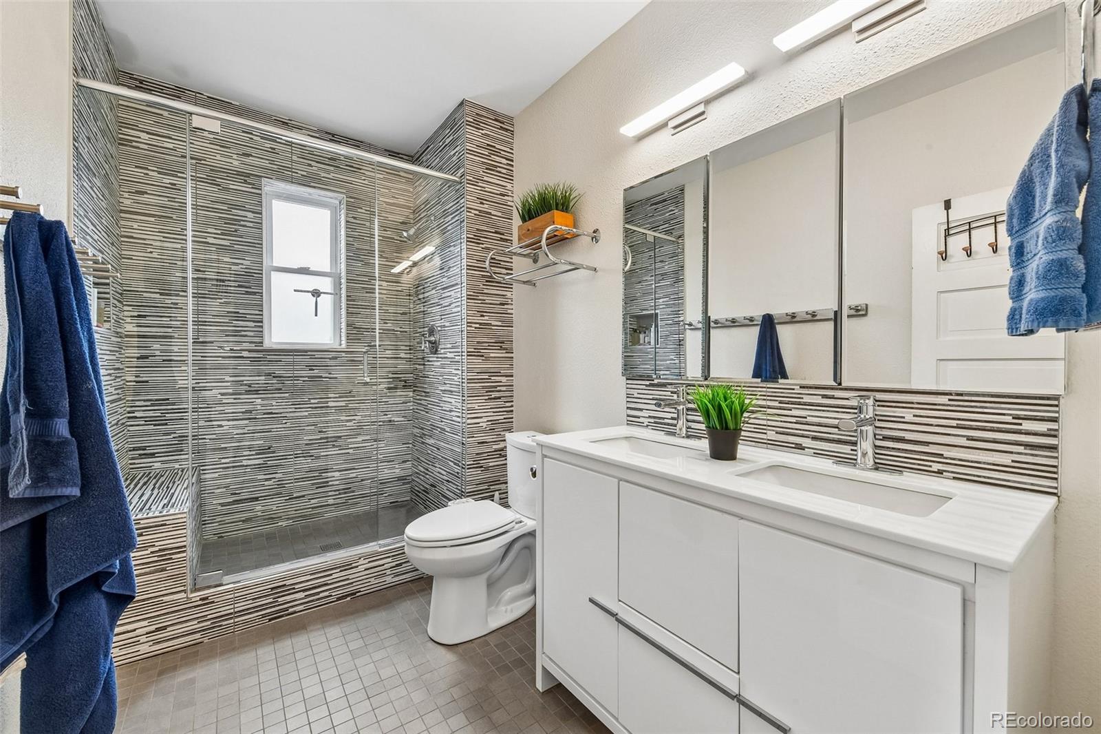 MLS Image #22 for 1331 e 17th avenue,denver, Colorado