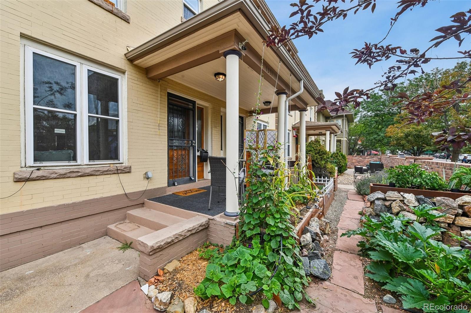 MLS Image #5 for 1331 e 17th avenue,denver, Colorado