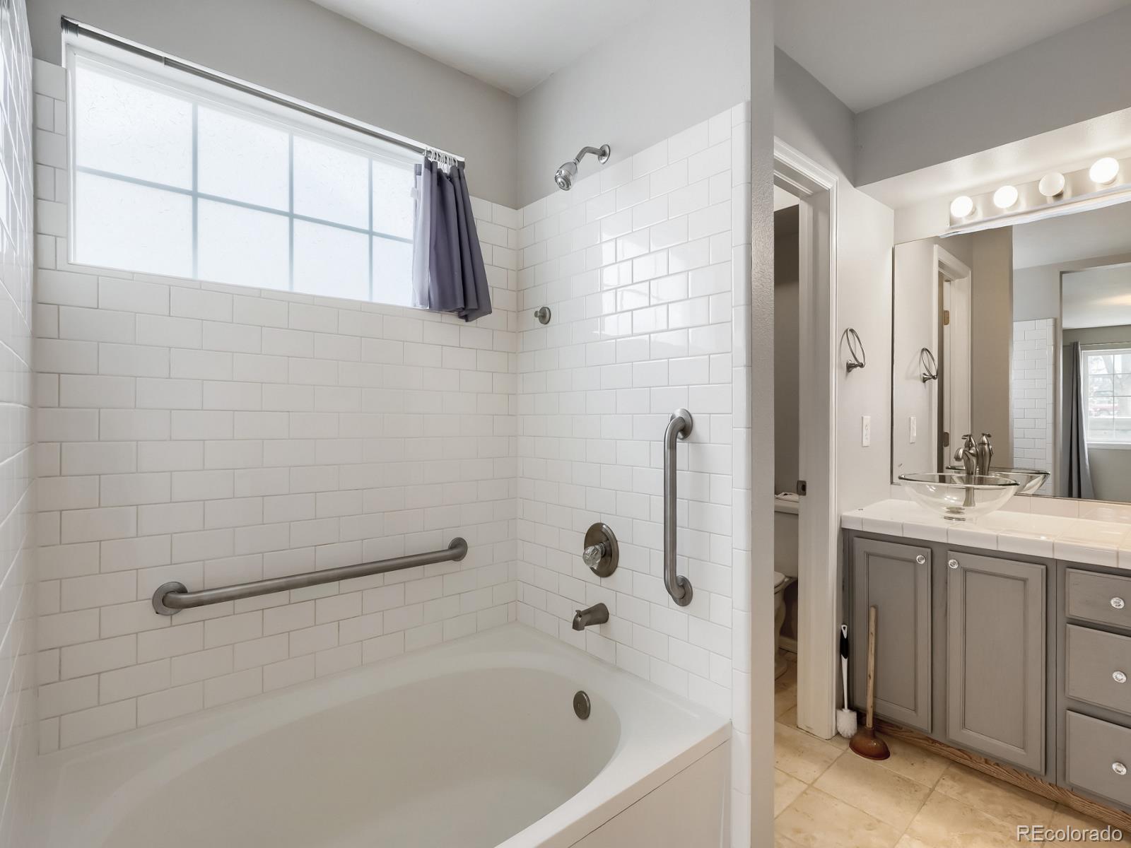 MLS Image #4 for 10734 w 63rd place,arvada, Colorado