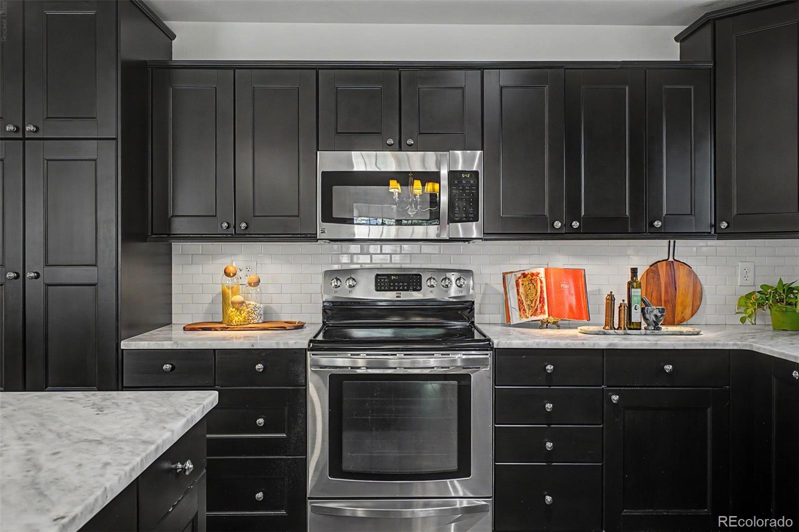 MLS Image #7 for 6712 s marion circle,littleton, Colorado