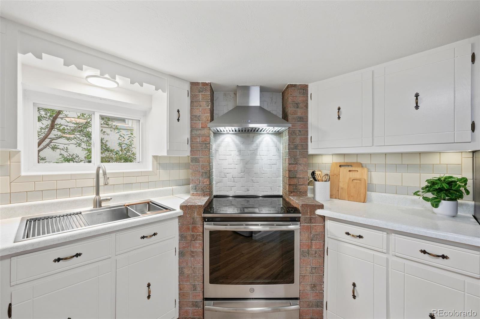 MLS Image #14 for 1707  short place,longmont, Colorado