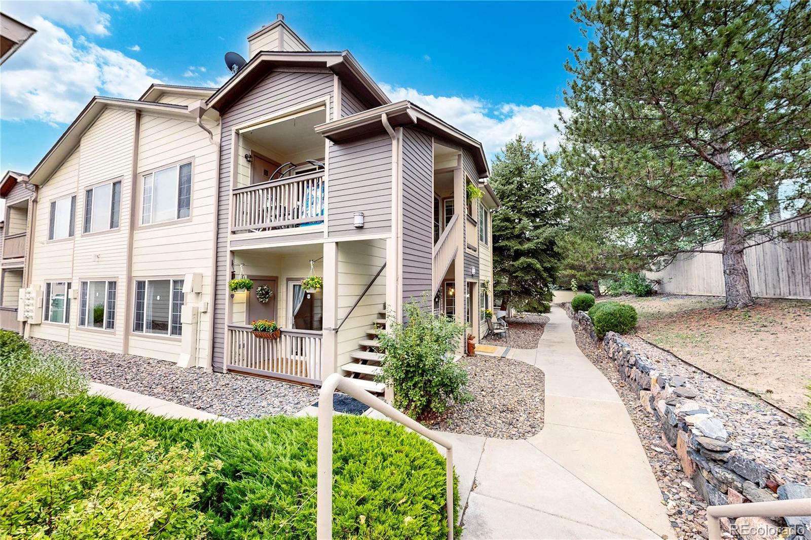 MLS Image #1 for 5415 s dover street 102,littleton, Colorado