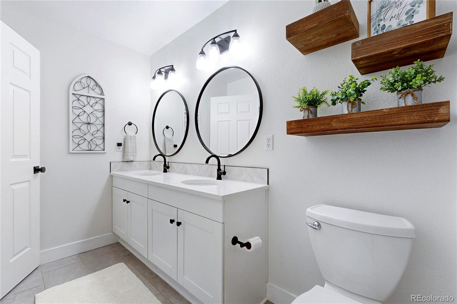 MLS Image #15 for 5415 s dover street 102,littleton, Colorado