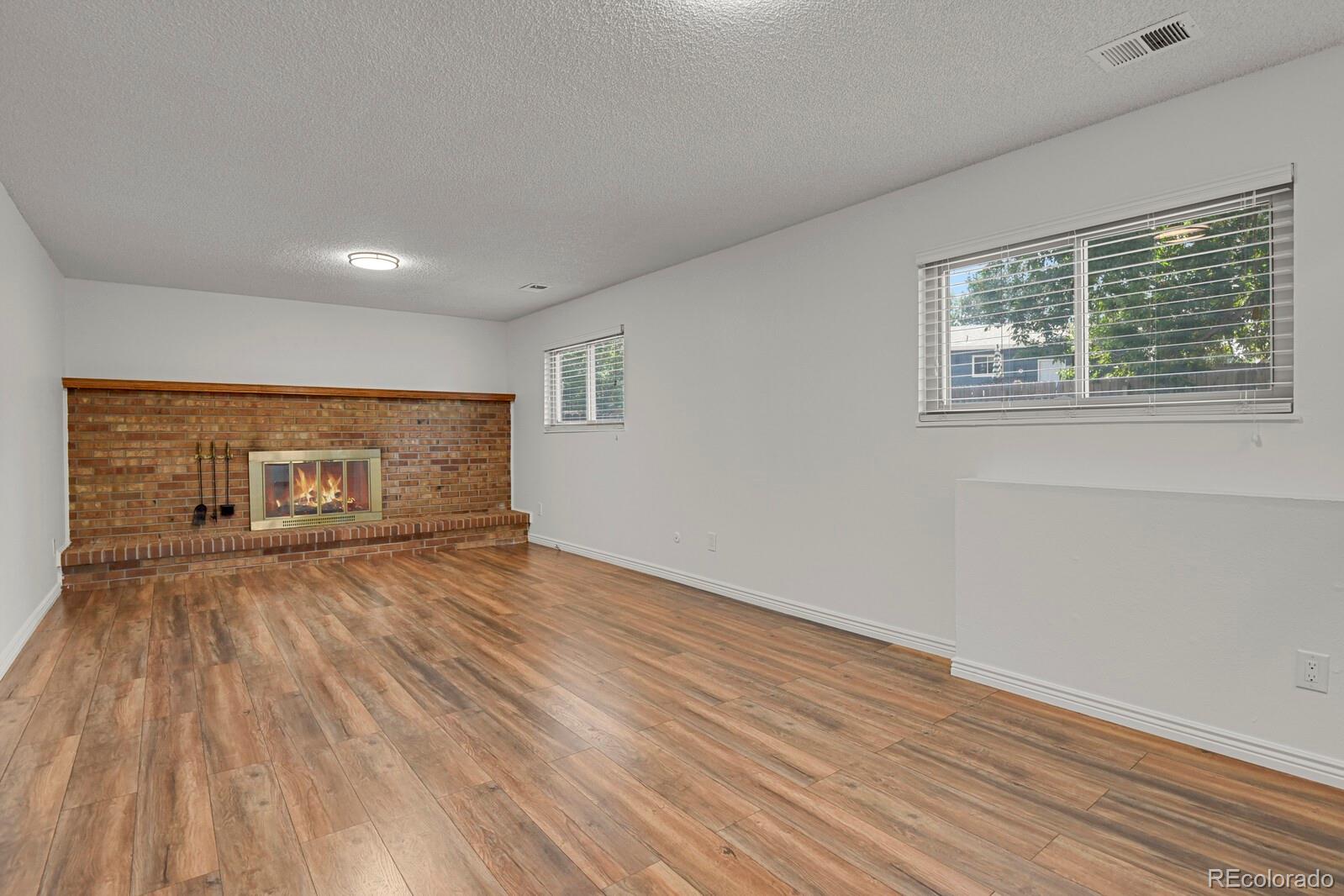 MLS Image #11 for 8962 w temple place,denver, Colorado