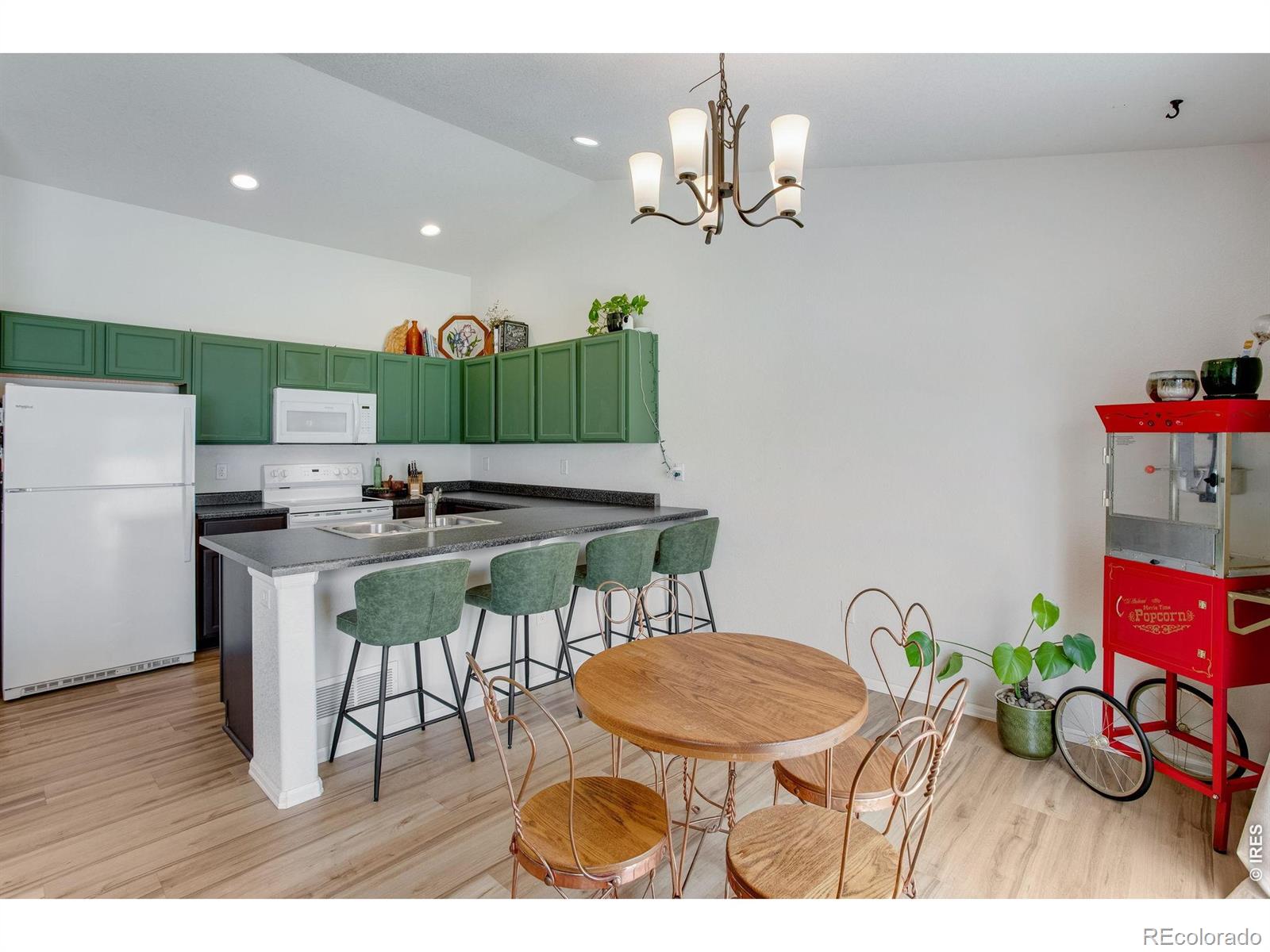 MLS Image #9 for 928  barasingha street,windsor, Colorado