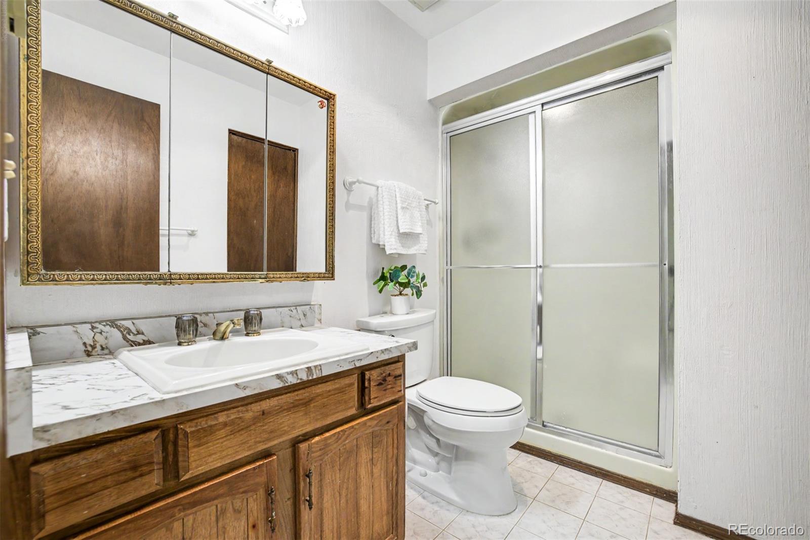 MLS Image #18 for 11811 e arkansas avenue,aurora, Colorado