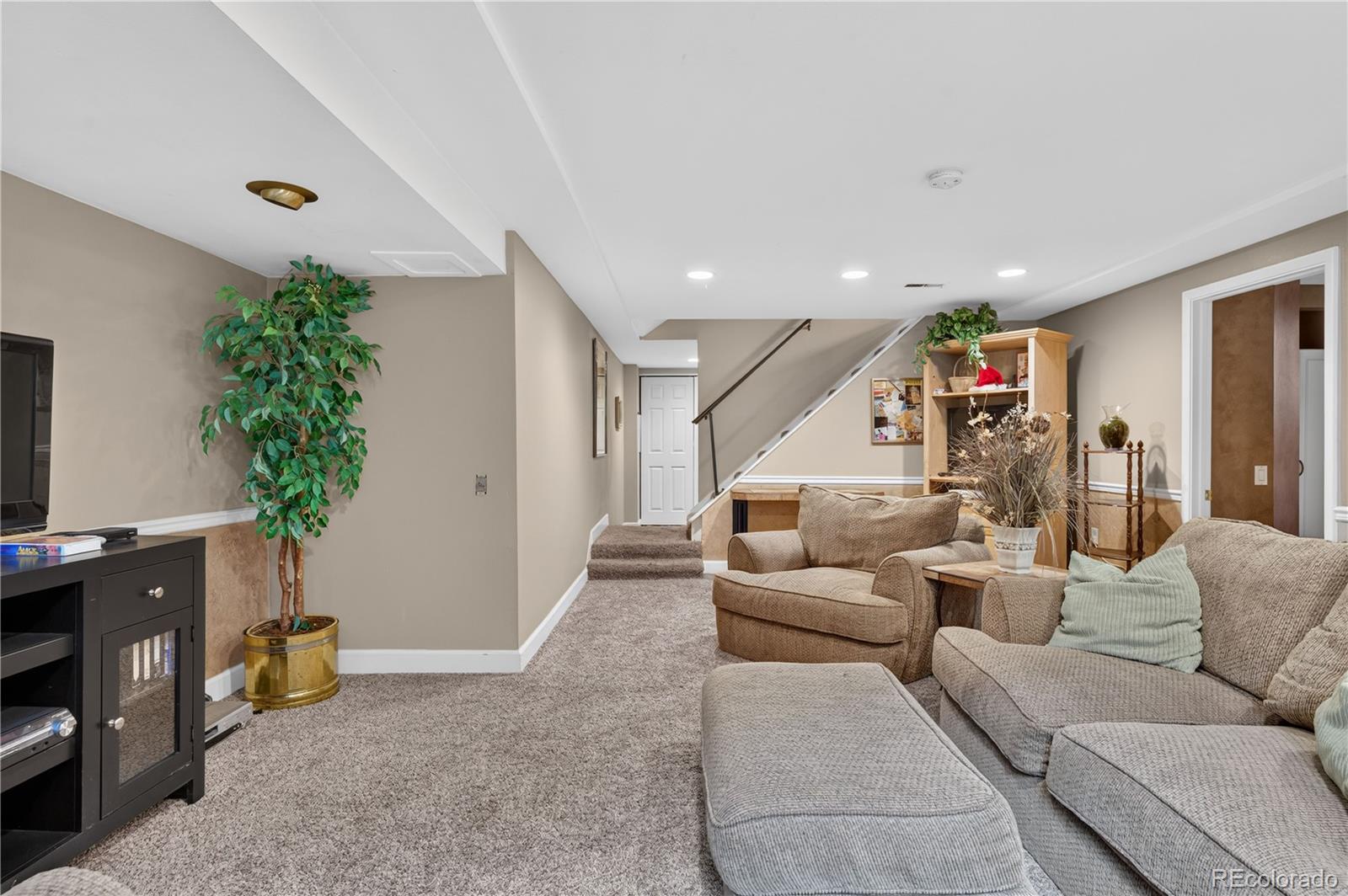 MLS Image #29 for 6371 e dickenson place,denver, Colorado