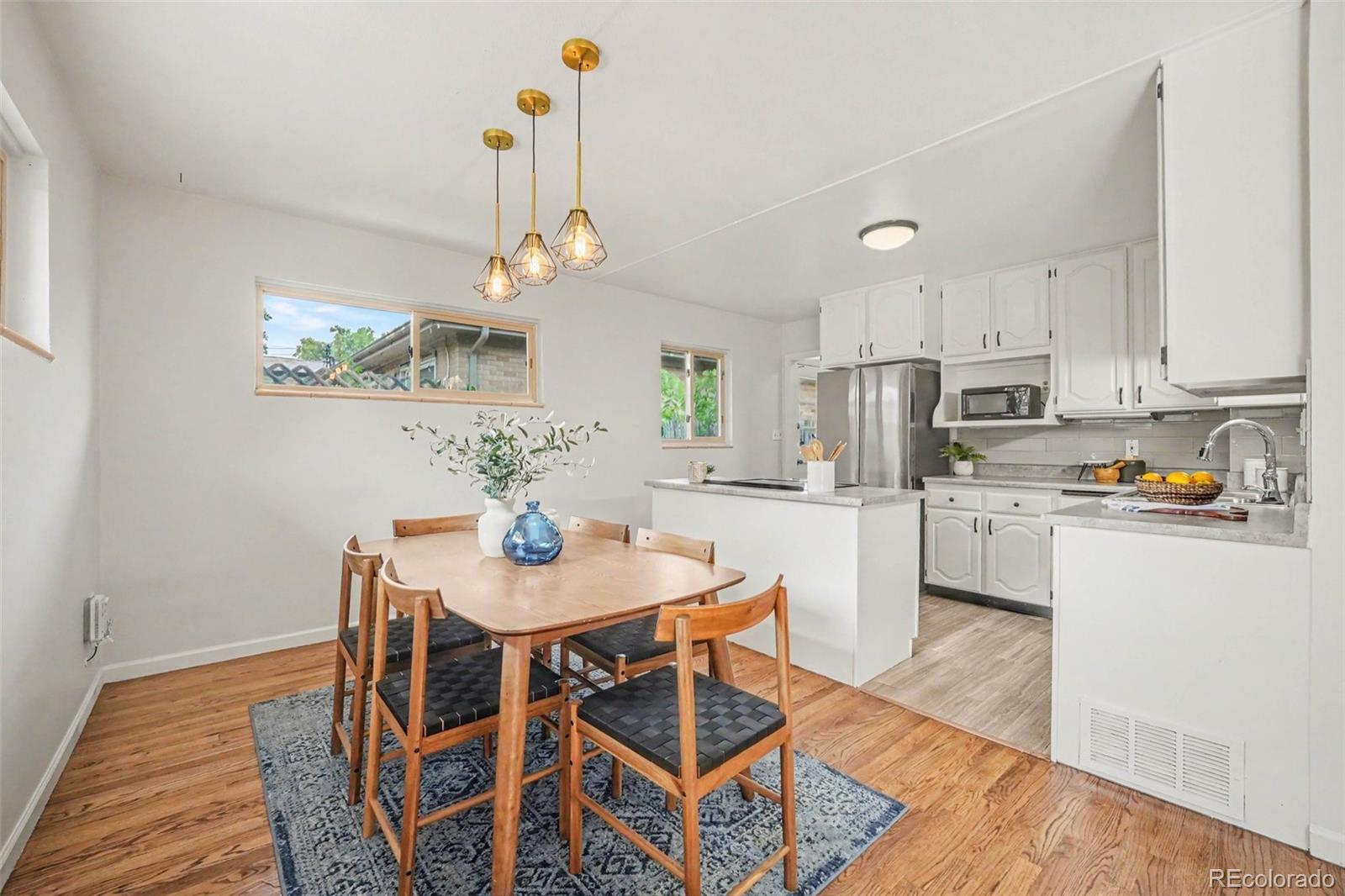 MLS Image #5 for 351 s jasmine street,denver, Colorado