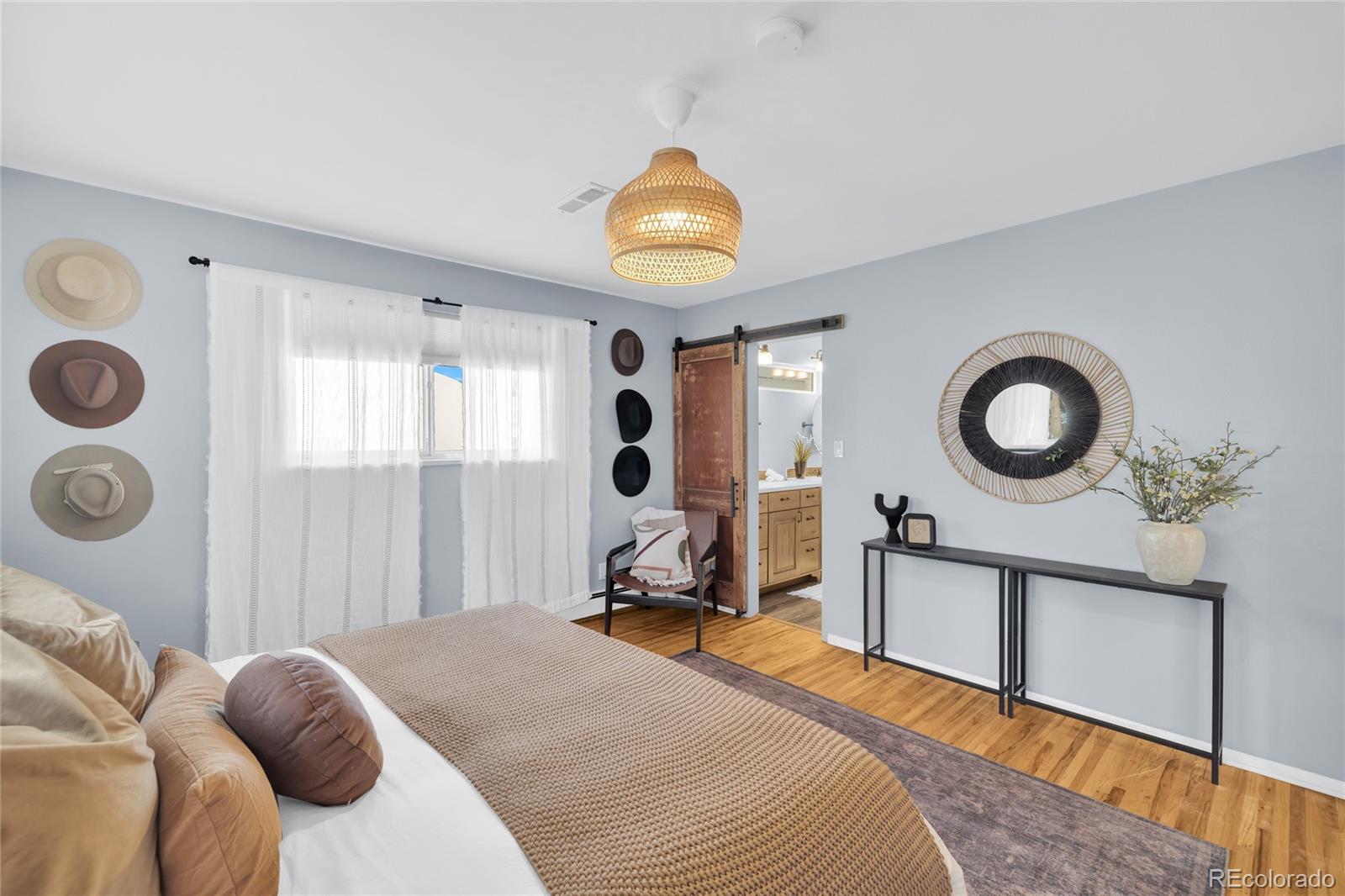 MLS Image #21 for 3970 s delaware street,englewood, Colorado