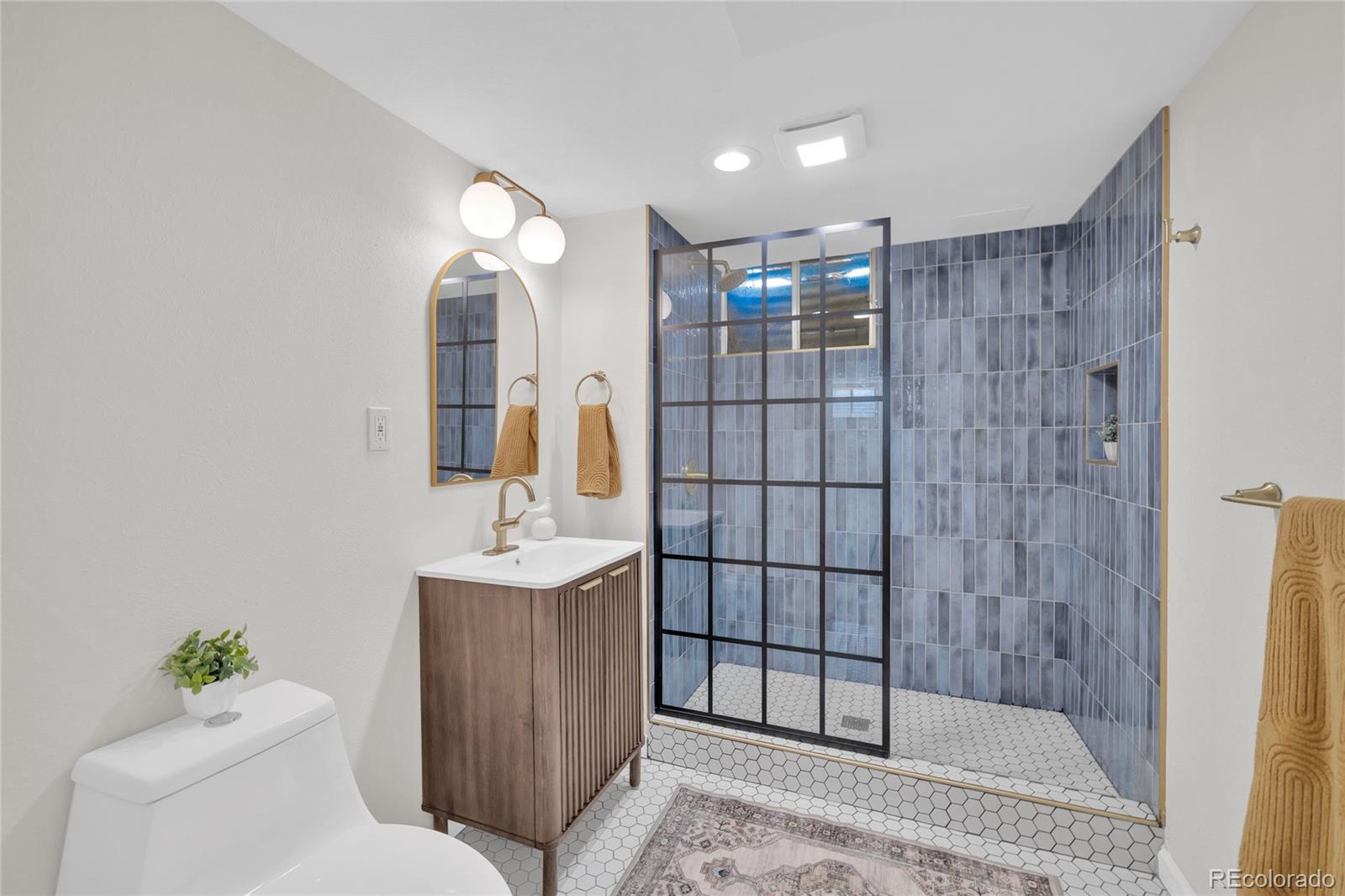MLS Image #29 for 3970 s delaware street,englewood, Colorado