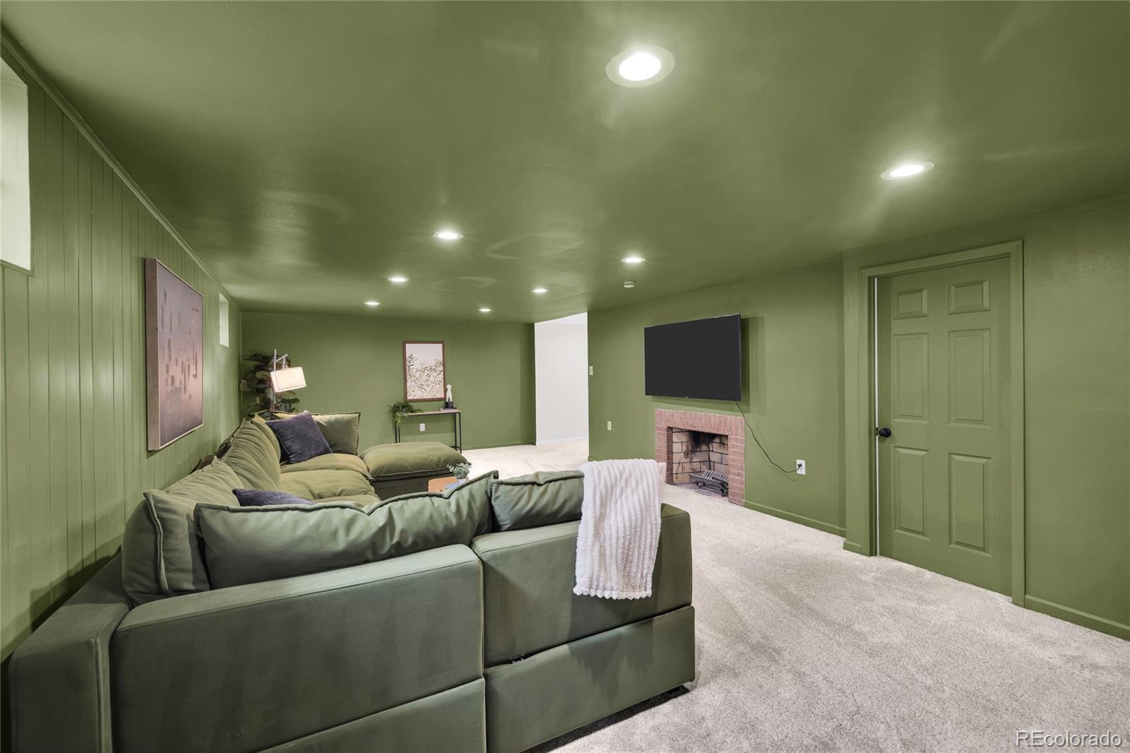 MLS Image #36 for 3970 s delaware street,englewood, Colorado