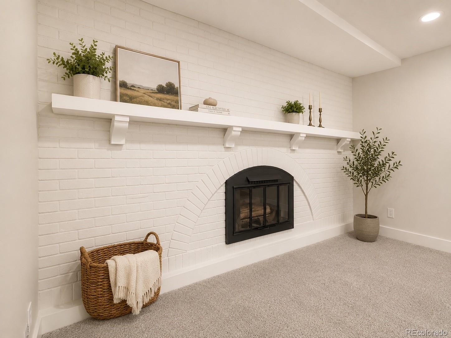 MLS Image #11 for 7073 e warren drive,denver, Colorado