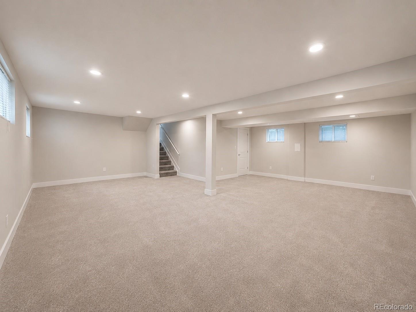 MLS Image #14 for 7073 e warren drive,denver, Colorado