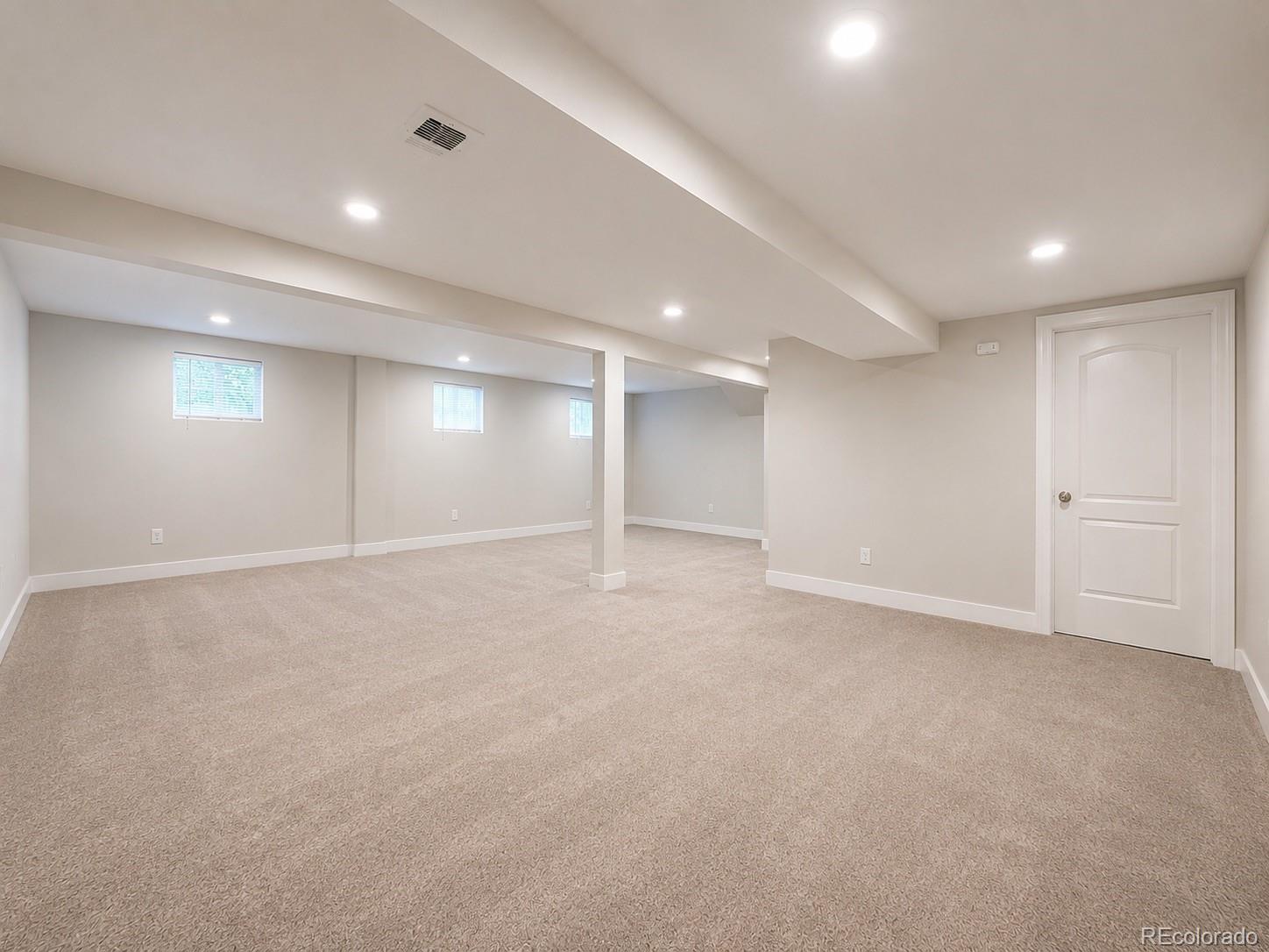 MLS Image #15 for 7073 e warren drive,denver, Colorado