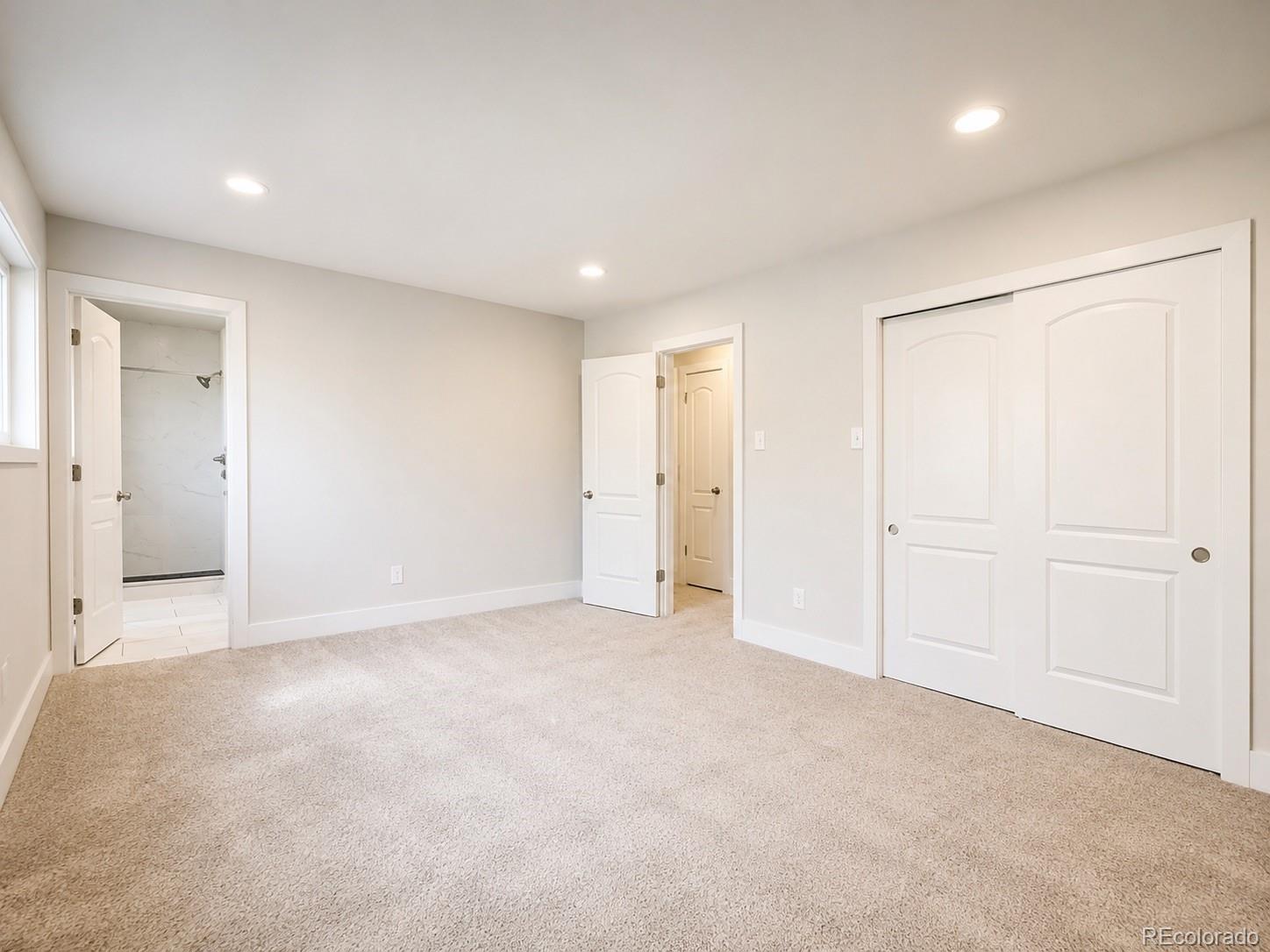 MLS Image #16 for 7073 e warren drive,denver, Colorado