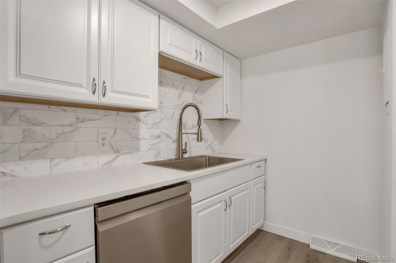 MLS Image #6 for 1195 s oneida street,denver, Colorado