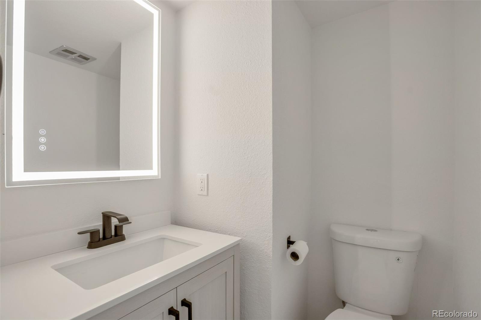 MLS Image #7 for 1195 s oneida street,denver, Colorado