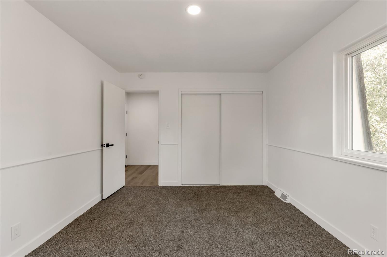 MLS Image #9 for 1195 s oneida street,denver, Colorado