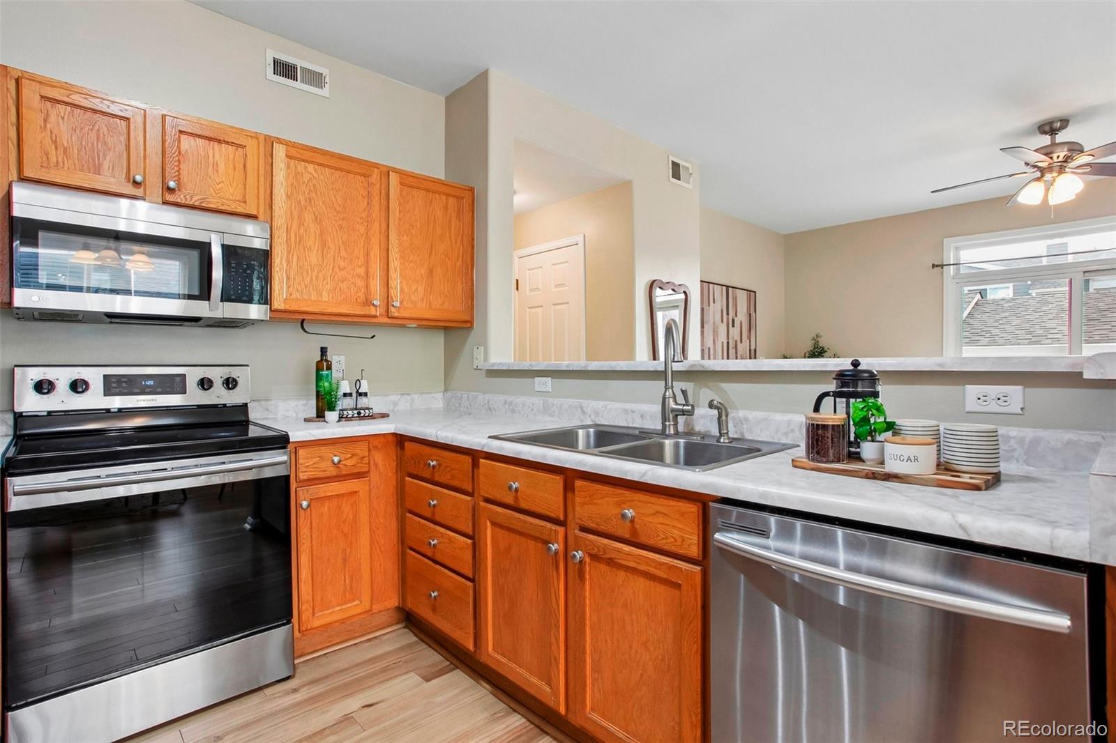 MLS Image #5 for 8500 e jefferson avenue,denver, Colorado