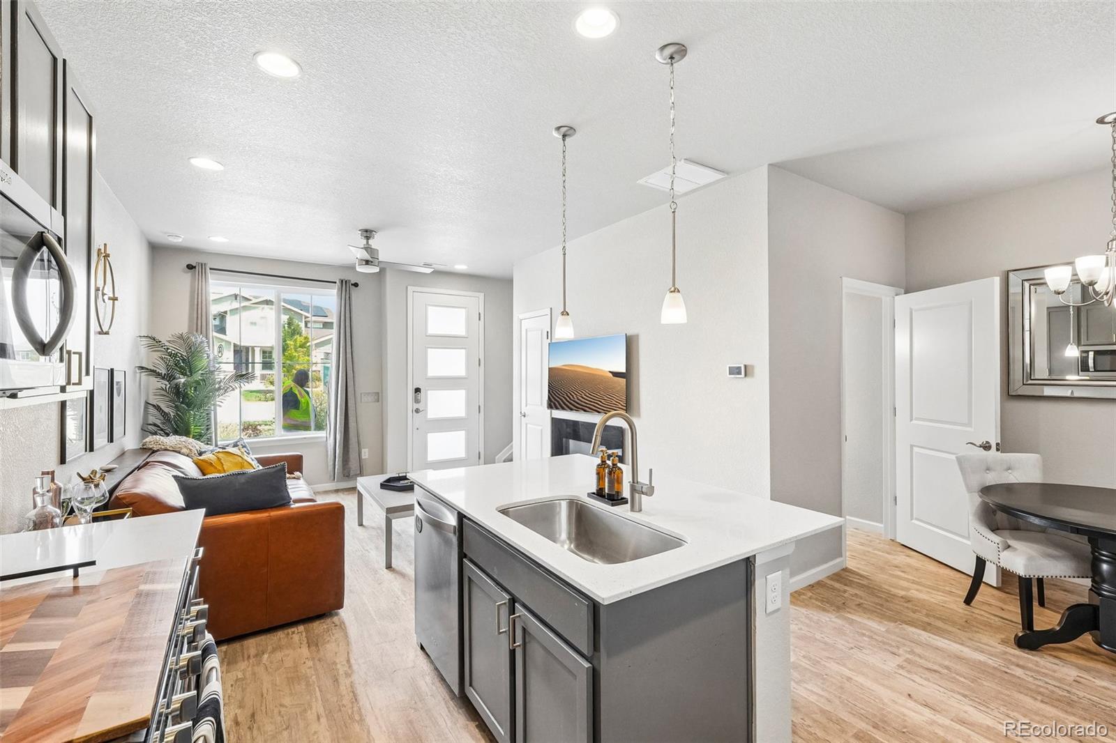 MLS Image #10 for 19629 w 93rd drive b,arvada, Colorado