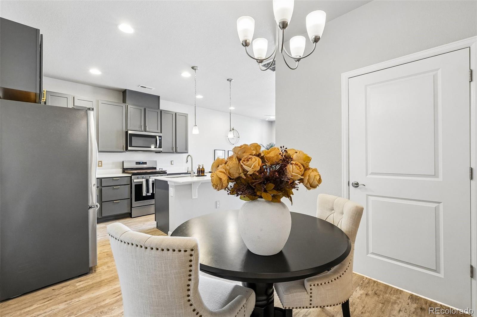 MLS Image #14 for 19629 w 93rd drive b,arvada, Colorado