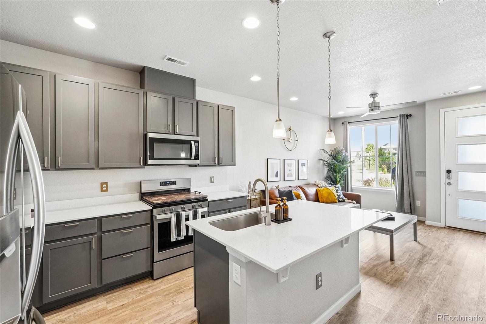 MLS Image #8 for 19629 w 93rd drive b,arvada, Colorado