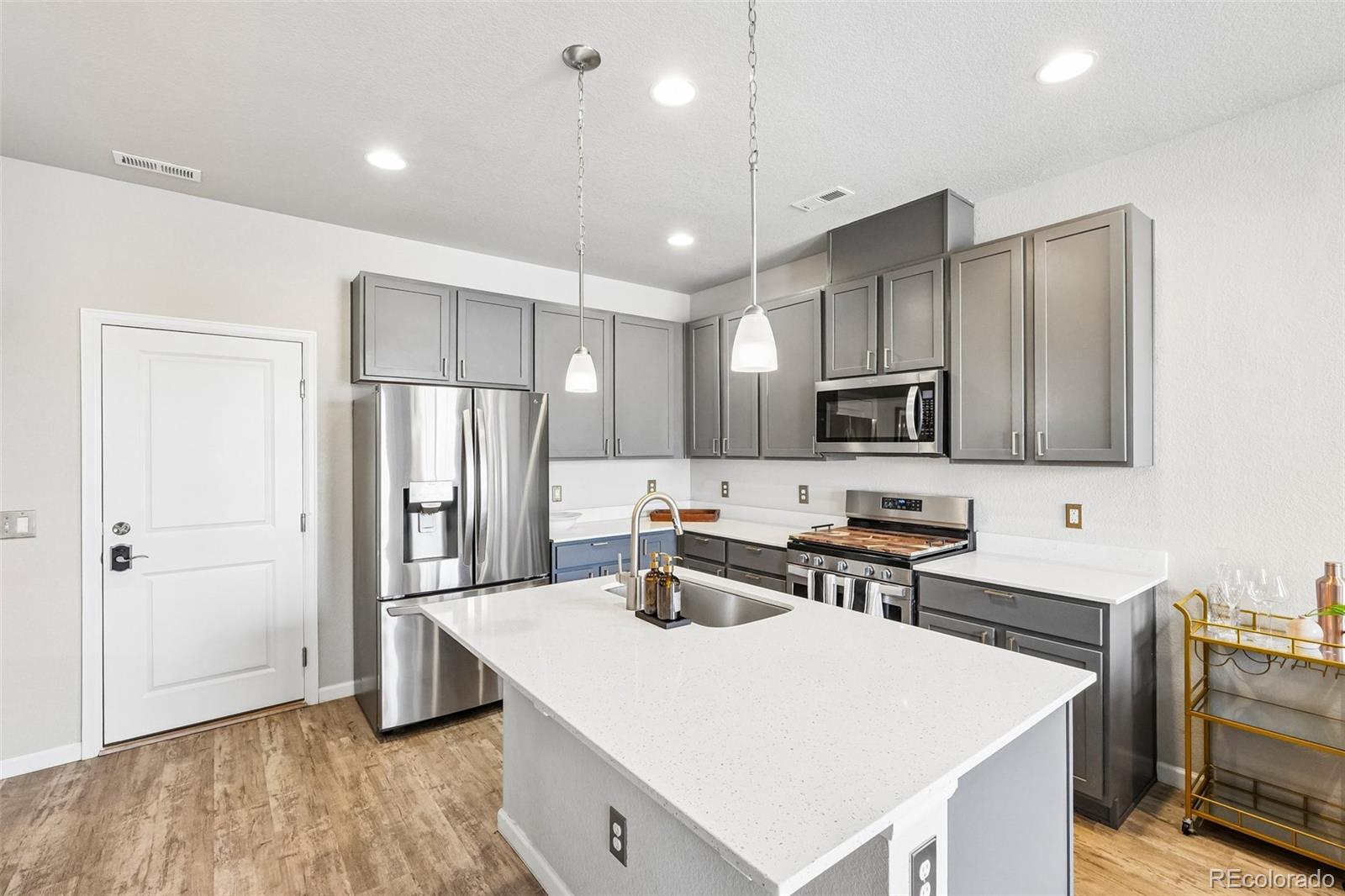 MLS Image #9 for 19629 w 93rd drive b,arvada, Colorado