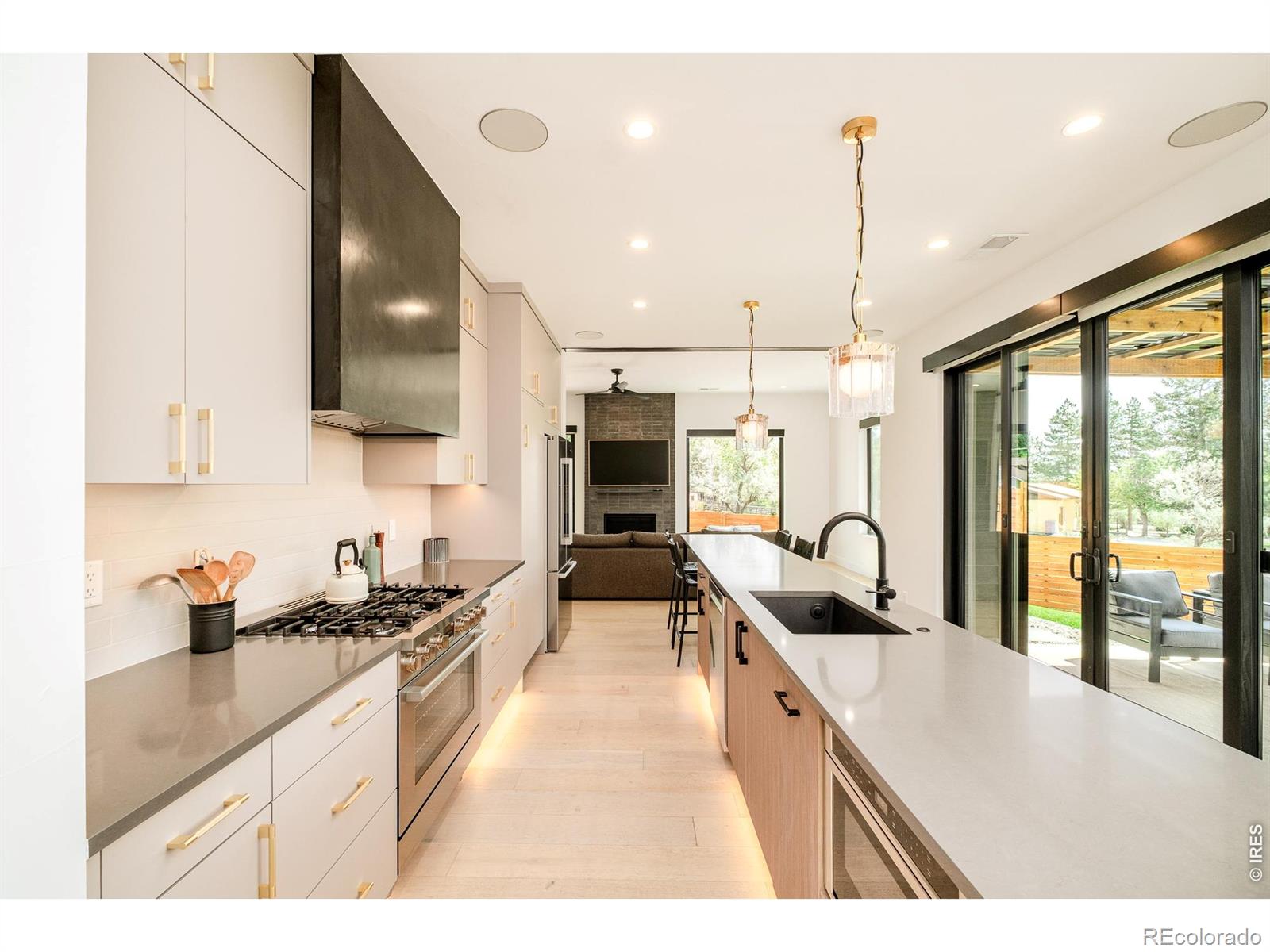 MLS Image #4 for 16103 w 14th avenue,golden, Colorado