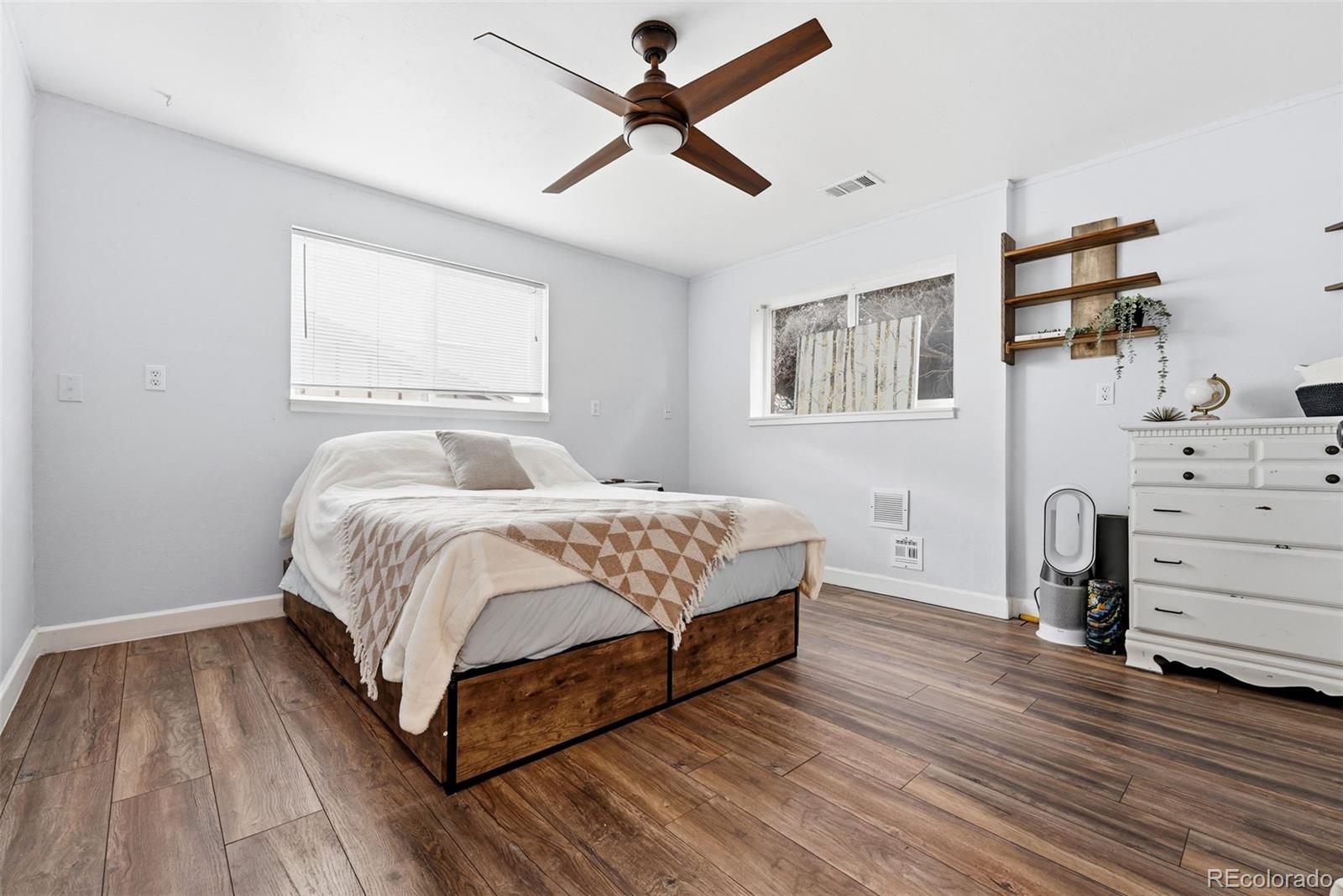 MLS Image #18 for 971 s yarrow street,denver, Colorado