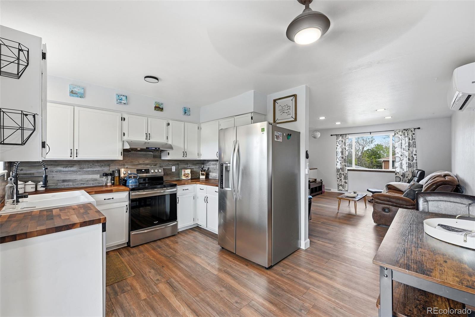 MLS Image #7 for 971 s yarrow street,denver, Colorado