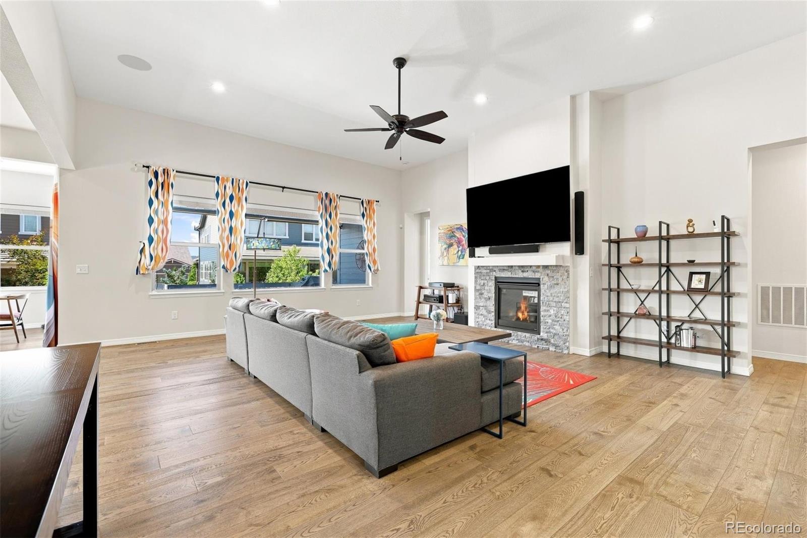 MLS Image #10 for 15993  swan mountain drive,broomfield, Colorado