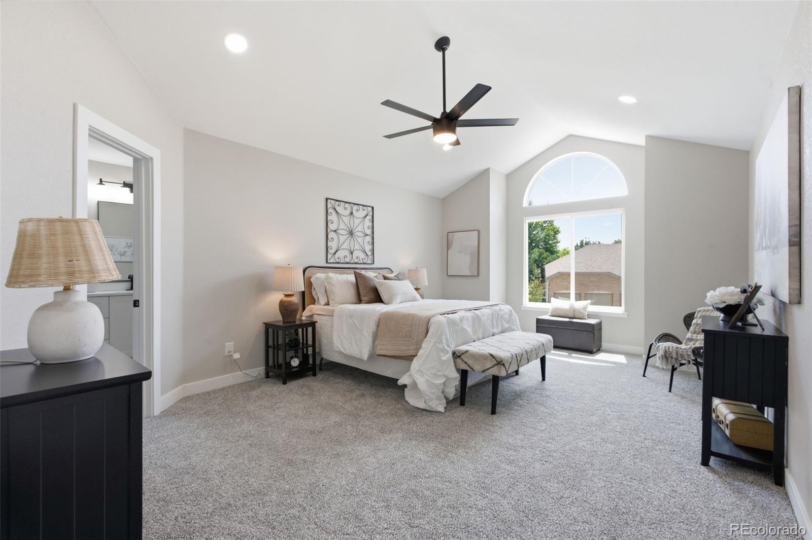 MLS Image #12 for 10791  trailrider pass,littleton, Colorado