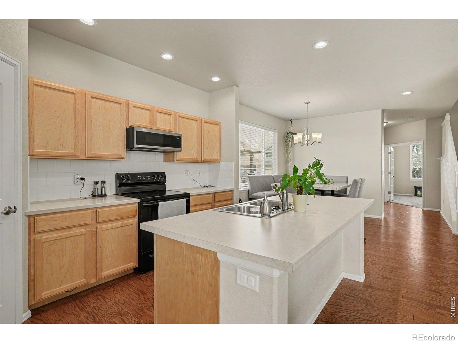 MLS Image #10 for 961  ashbrook drive,windsor, Colorado