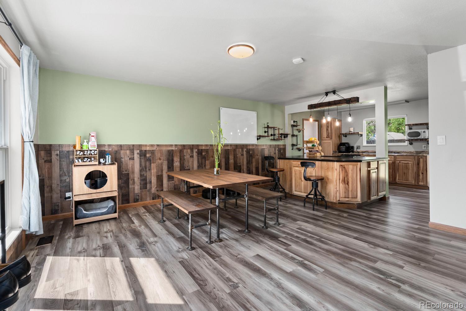 MLS Image #4 for 2477 s mobile street,aurora, Colorado
