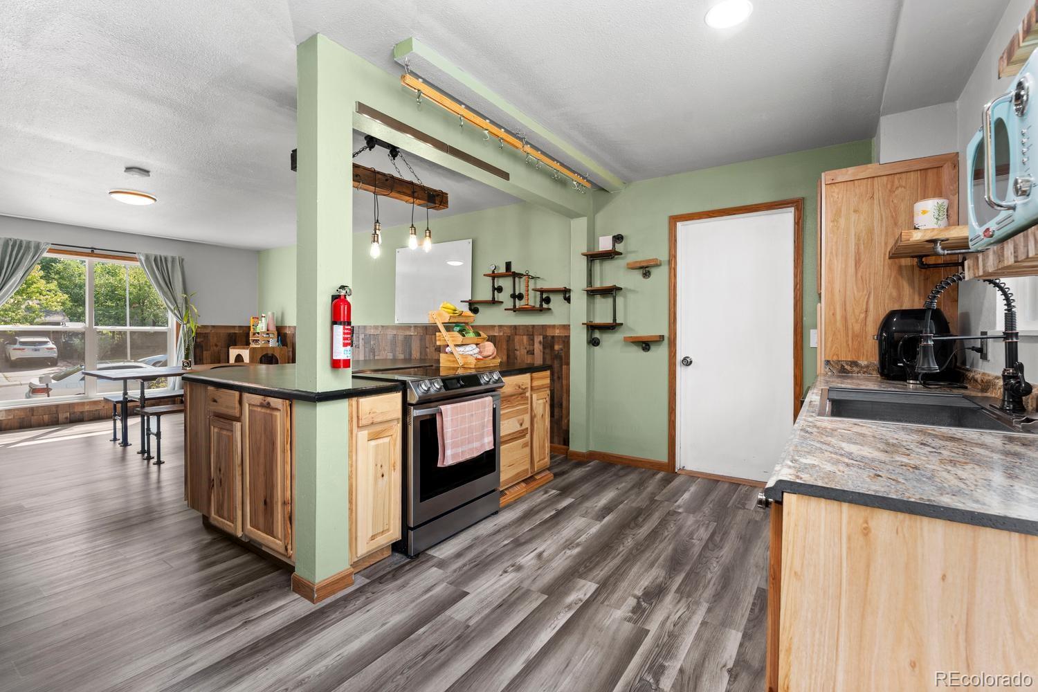 MLS Image #9 for 2477 s mobile street,aurora, Colorado