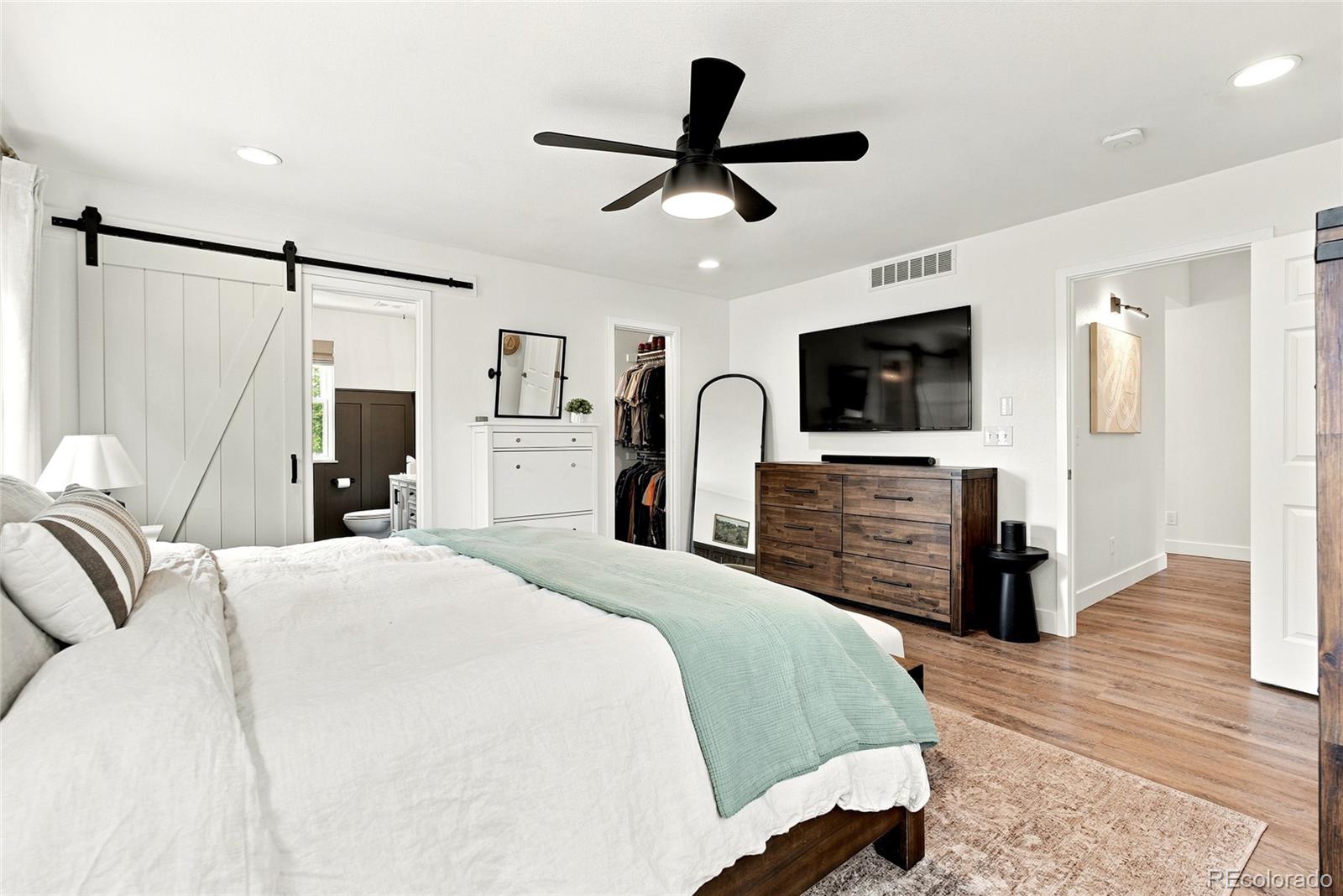 MLS Image #20 for 13030  niagara street,thornton, Colorado