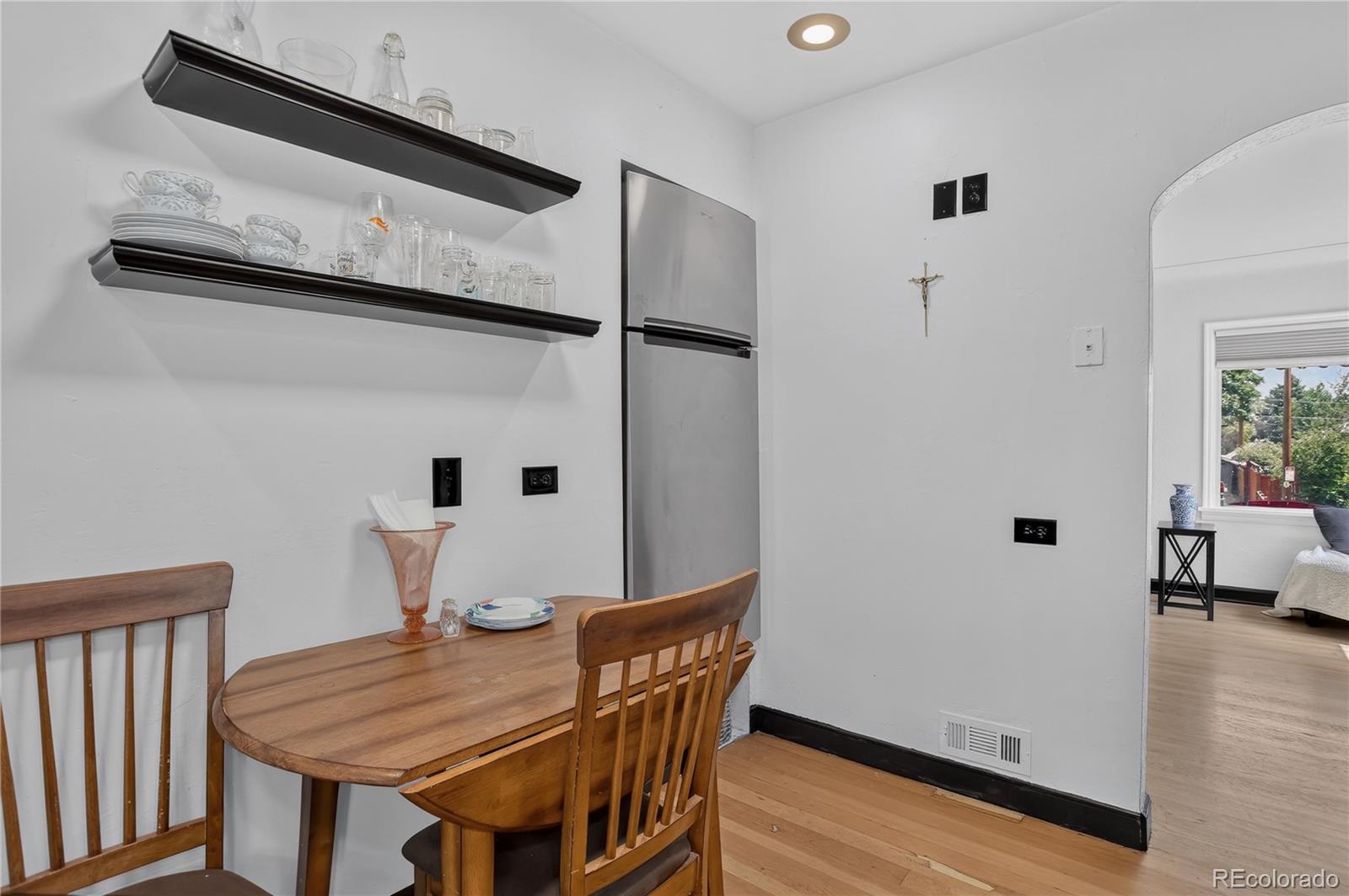 MLS Image #10 for 4737  beach court,denver, Colorado