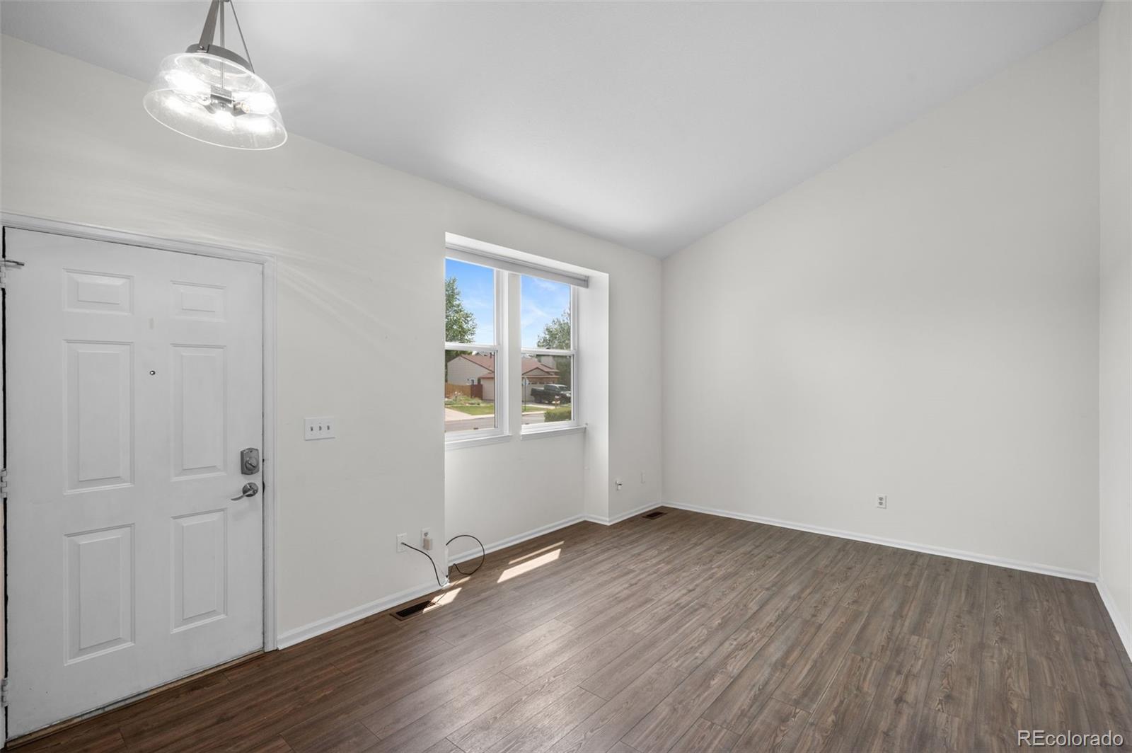 MLS Image #5 for 12451  bellaire street,thornton, Colorado