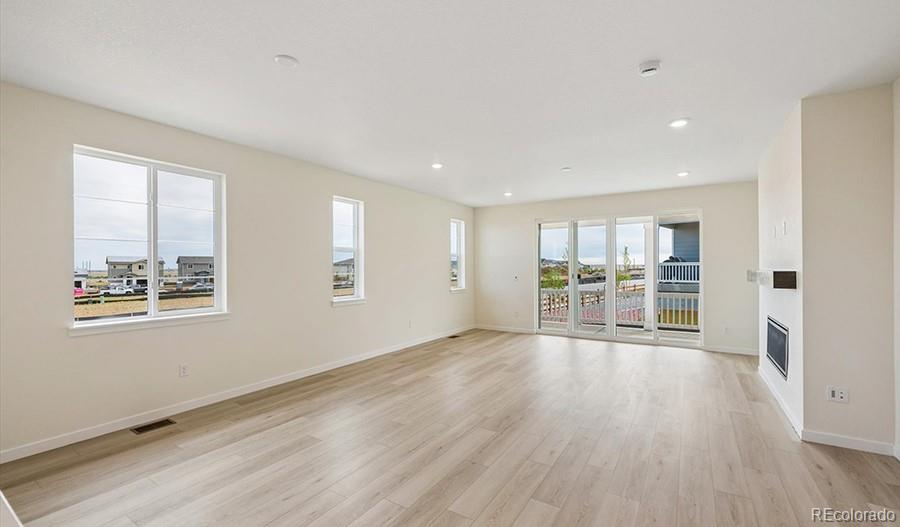 MLS Image #13 for 2112 s irvington street,aurora, Colorado