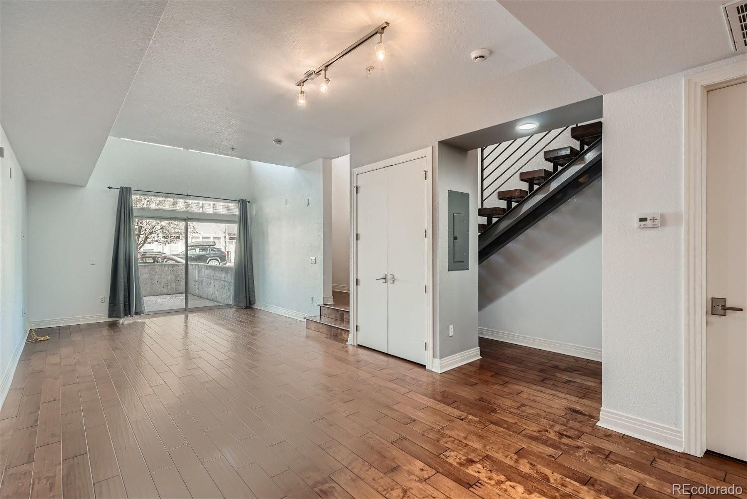 MLS Image #4 for 2650 w front view crescent drive 101,denver, Colorado