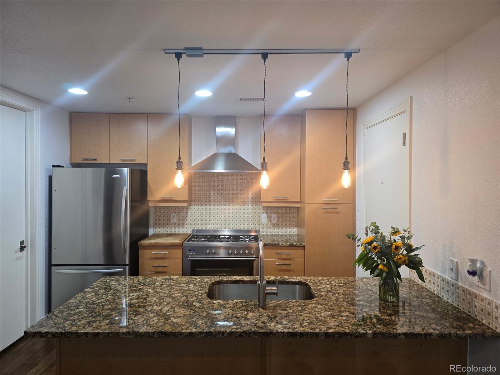 MLS Image #5 for 2650 w front view crescent drive 101,denver, Colorado