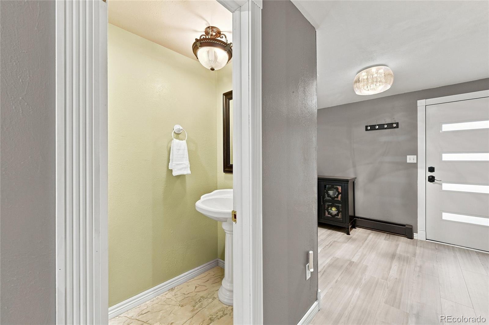 MLS Image #13 for 3037  university avenue,longmont, Colorado
