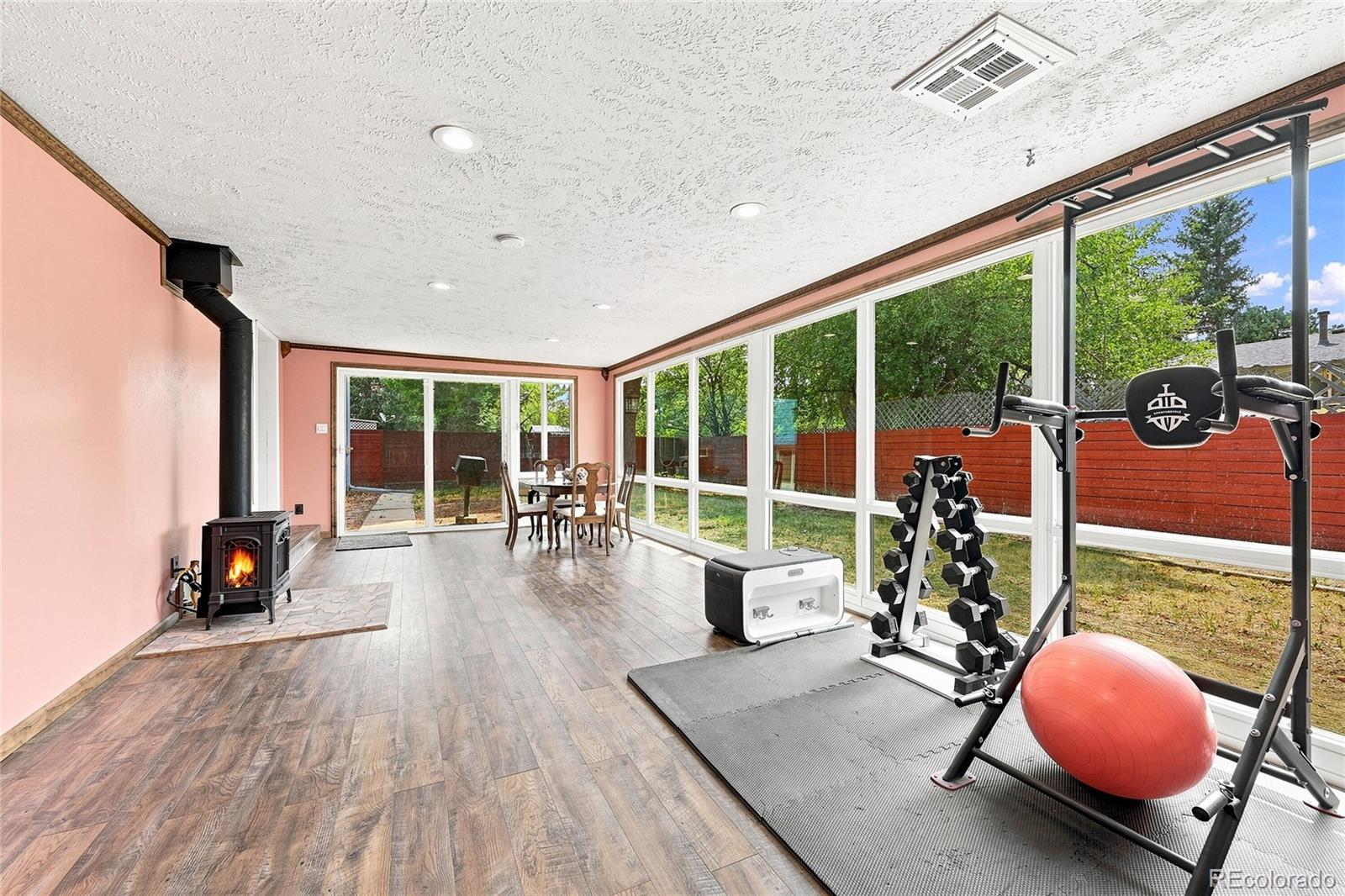 MLS Image #17 for 3037  university avenue,longmont, Colorado