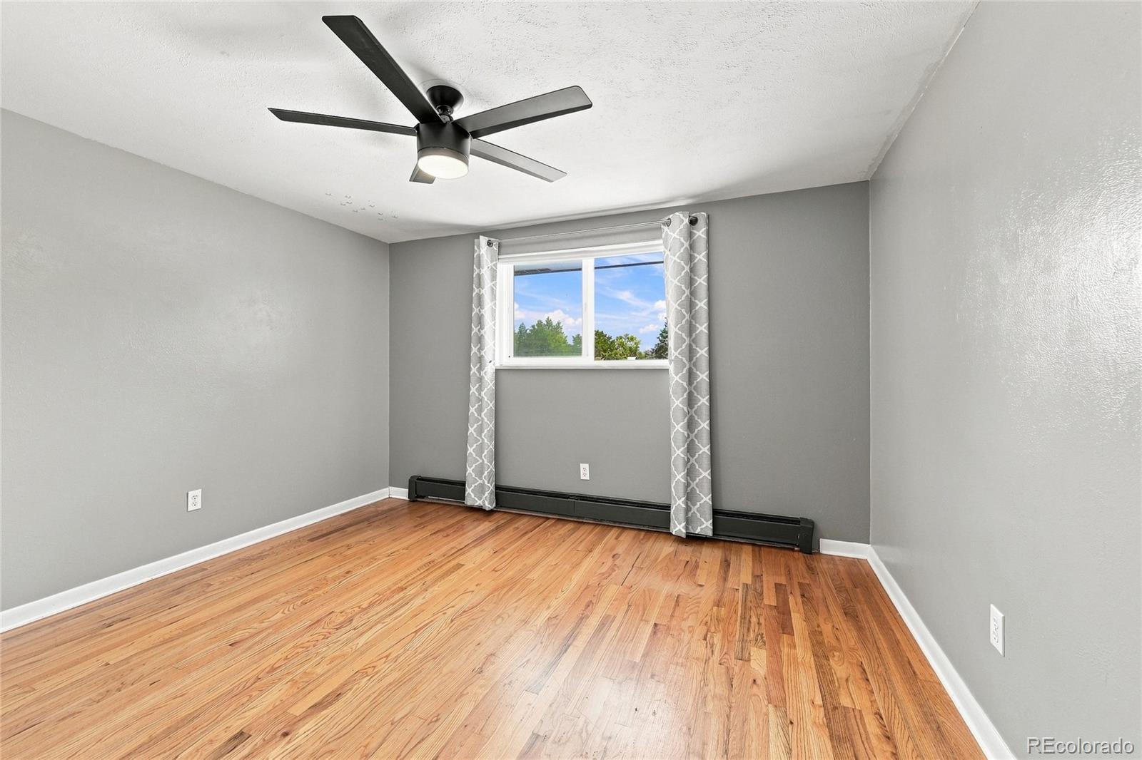 MLS Image #19 for 3037  university avenue,longmont, Colorado